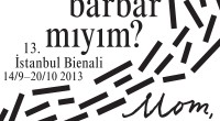 Dès la lecture des premières lignes du texte de la commissaire d’exposition de la 13ème Biennale d’Istanbul, Fulya Erdemci, qui figure dans le Guide 2013, nous comprenons vite que cette édition […]