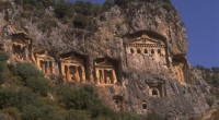 Terre d’Histoire, la Turquie ne cesse d’enrichir par de nouvelles découvertes archéologiques l’un des patrimoines les plus anciens de l’Humanité. Nous suivons donc de près la poursuite des fouilles archéologiques […]