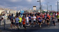 Malgré des débuts très modestes, le marathon d’Istanbul est vite devenu, à l’image de la ville qui l’accueille, une course unique et un point de rassemblement des différentes cultures. Retour […]