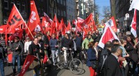La manifestation traditionnelle du 1er mai, « contre la pauvreté salariale et sociale », a dégénéré à Istanbul. Mais aussi à Paris et à Seattle…