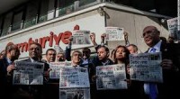 lundi, le 31 octobre, plusieurs journalistes, un caricaturiste, des dirigeants ou encore le Directeur de la publication du quotidien Cumhuriyet, Murat Sabuncu, ont été arrêtés et placés en garde à […]