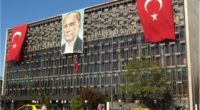 Le centre culturel Atatürk, situé face à la place Taksim, est en cours de destruction afin d’être remplacé par une salle d’opéra. Mercredi 1er novembre, le président turc, Recep Tayyip Erdoğan, […]