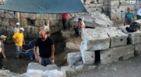Alors que les fouilles se poursuivent, des dizaines d’artéfacts ont été découverts dans la cité antique de Myra et le port d’Andriake, situés dans la province d’Antalya.